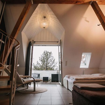 Eigenes Maisonettehaus In Idyllischer Lage Mit Balkon, Nahe Messe, 24H Self-Check In, Gratis Parken Schwabach Buitenkant foto