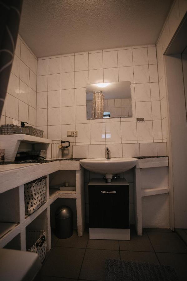 Eigenes Maisonettehaus In Idyllischer Lage Mit Balkon, Nahe Messe, 24H Self-Check In, Gratis Parken Schwabach Buitenkant foto