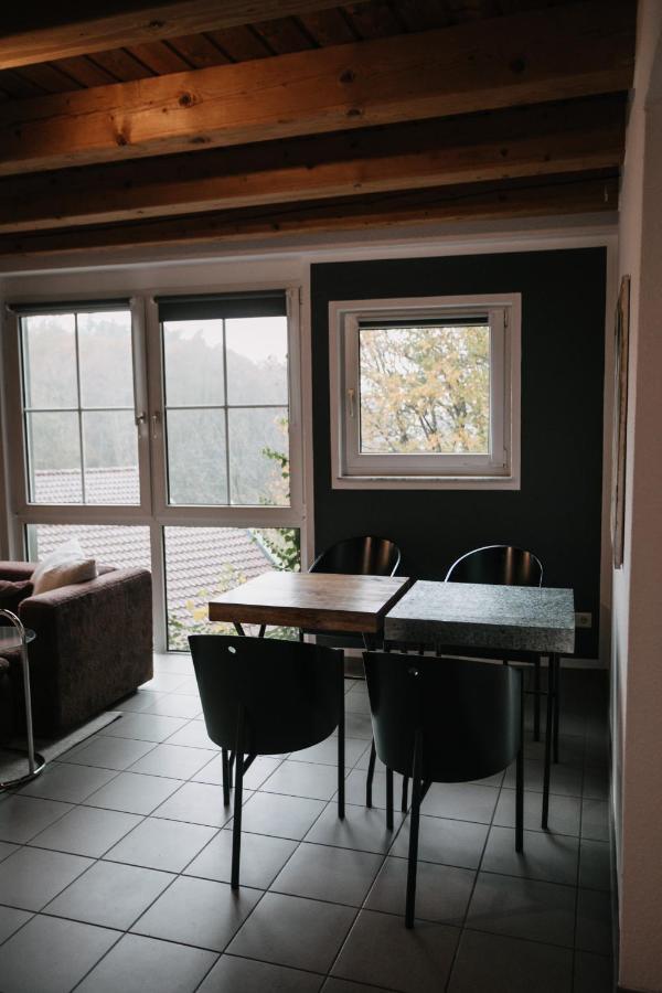 Eigenes Maisonettehaus In Idyllischer Lage Mit Balkon, Nahe Messe, 24H Self-Check In, Gratis Parken Schwabach Buitenkant foto