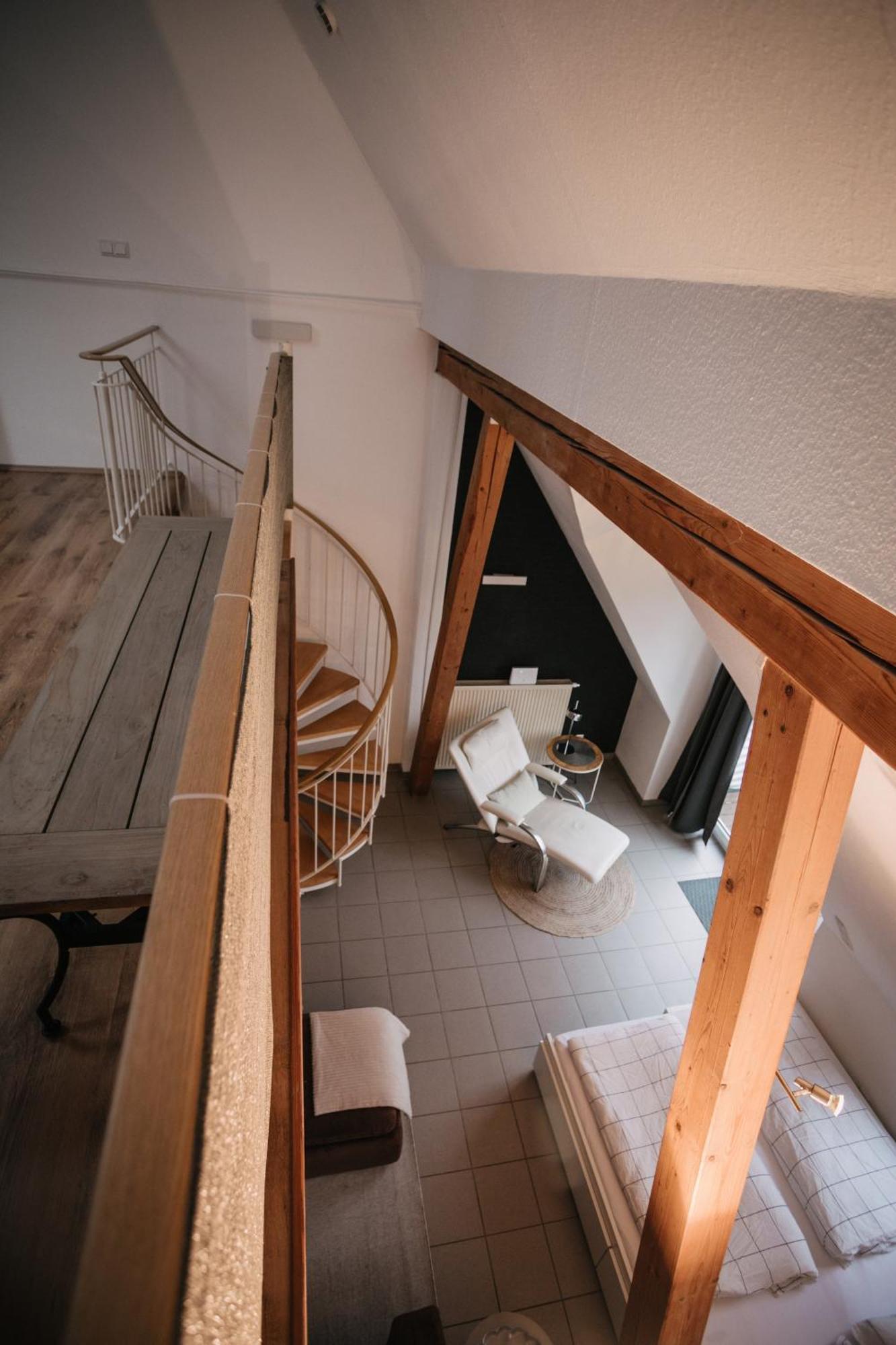 Eigenes Maisonettehaus In Idyllischer Lage Mit Balkon, Nahe Messe, 24H Self-Check In, Gratis Parken Schwabach Buitenkant foto