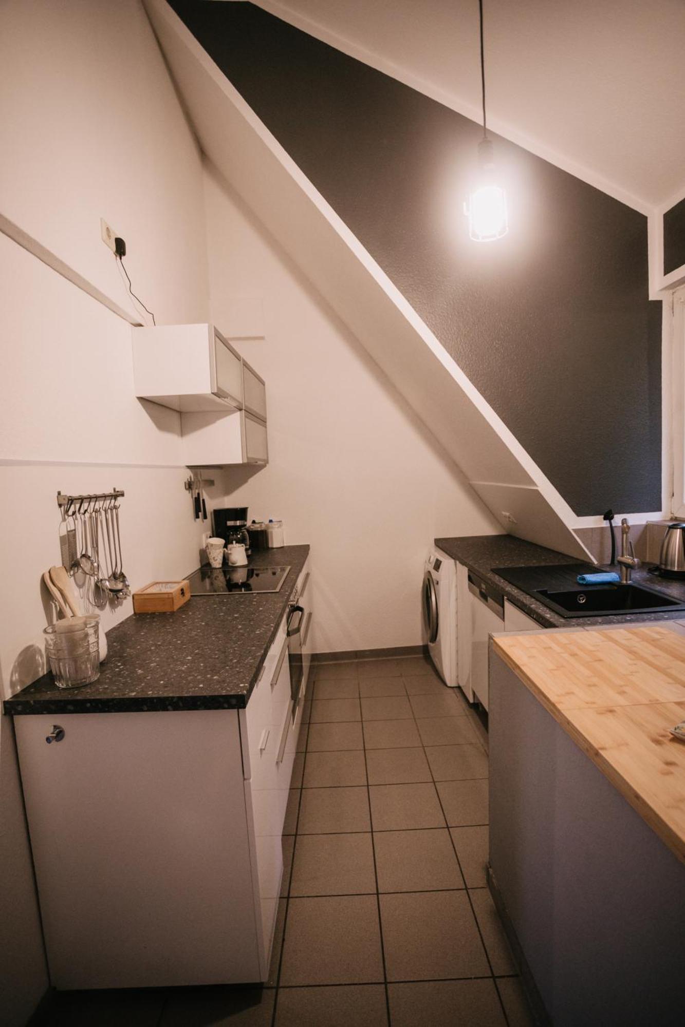 Eigenes Maisonettehaus In Idyllischer Lage Mit Balkon, Nahe Messe, 24H Self-Check In, Gratis Parken Schwabach Buitenkant foto